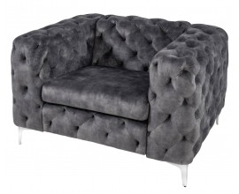 Luxusn&iacute; chesterfield křeslo Modern Barock v tmavě &scaron;ed&eacute; barvě se sametov&yacute;m potahem a stř&iacute;brn&yacute;mi nožičkami z kovu 120 cm