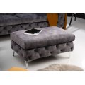 Luxusn&iacute; glamour taburetka Modern Barock s &scaron;ed&yacute;m sametov&yacute;m potahem s chesterfield pro&scaron;&iacute;v&aacute;n&iacute;m se stř&iacute;brn&yacute;mi nožičkami 92 cm 