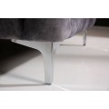 Luxusn&iacute; glamour taburetka Modern Barock s &scaron;ed&yacute;m sametov&yacute;m potahem s chesterfield pro&scaron;&iacute;v&aacute;n&iacute;m se stř&iacute;brn&yacute;mi nožičkami 92 cm 