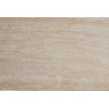 Modern&iacute; kulat&yacute; j&iacute;deln&iacute; stůl Valldemossa s keramickou deskou s b&eacute;žov&yacute;m travertinov&yacute;m designem a překř&iacute;žen&yacute;ma nohama 120 cm