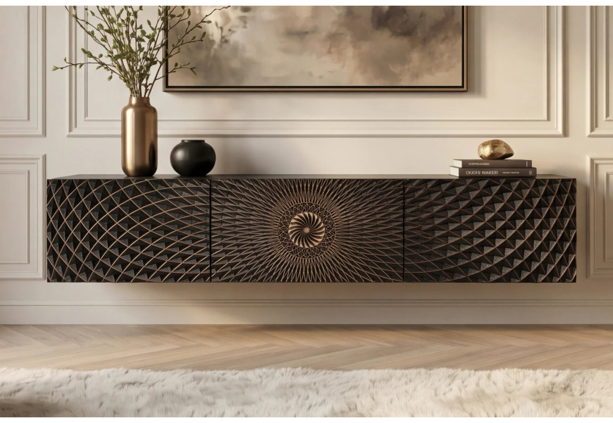 Designový orientální třídveřový nástěnný televizní stolek Astrid z masivního mangového dřeva v černé barvě s dekorativní vyřezávanou přední stranou se vzorem mandaly ve zlaté barvě