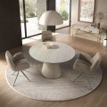 Luxusn&iacute; designov&yacute; kulat&yacute; j&iacute;deln&iacute; stůl Forma Moderna s jednou nohou ve světle b&eacute;žov&eacute; barvě s porcel&aacute;nov&yacute;m mramorem 130 cm