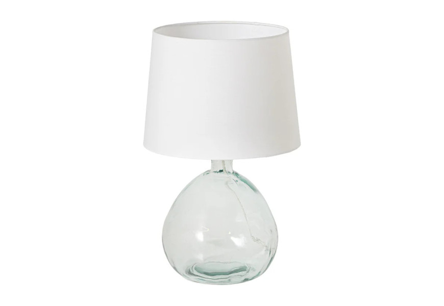 Designová moderní stolní lampa Glassy s průhlednou nohou s jemně asymetrickým tvarem z recyklovaného skla s kulatým bílým stínítkem z textilu