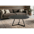Designov&yacute; industri&aacute;ln&iacute; čern&yacute; konferenčn&iacute; stolek Ceramia Gris s keramickou deskou organick&eacute;ho tvaru s &scaron;ed&yacute;m mramorov&aacute;n&iacute;m 90 cm