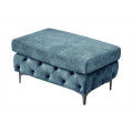 Designová glamour sametová taburetka Modern Barock v petrolejově modré barvě s obdélníkovým hladkým sedadlem a chesterfield prošíváním na bocích se štíhlými černými nožičkami