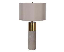 Luxusn&iacute; art deco kožen&aacute; stoln&iacute; lampa Faux Shagreen s v&aacute;lcovitou nohou s umělou žraloč&iacute; kůž&iacute; s v&yacute;raznou strukturou v &scaron;ed&yacute;ch a b&eacute;žov&yacute;ch odst&iacute;nech a kulat&yacute;m st&iacute;n&iacute;tkem z textilu v b&eacute;žov&eacute; barvě s hladk&yacute;m tkan&iacute;m