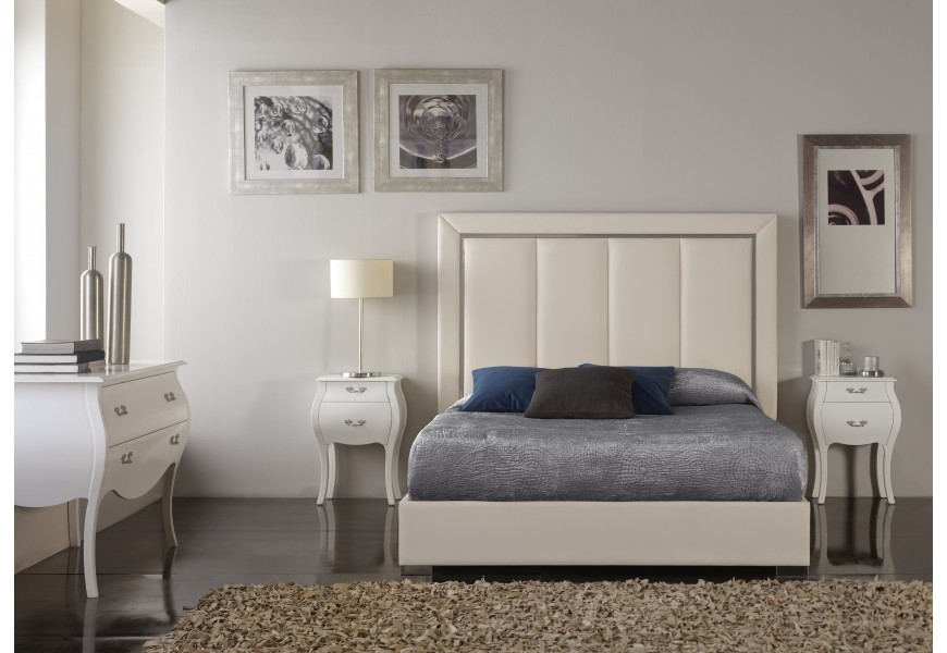 Exkluzivní moderní postel Monica s elegantním čalouněním z ekokůže v bílé barvě