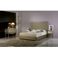 Moderní čalouněná postel Leonor s chesterfield prošíváním as úložným prostorem150-180cm