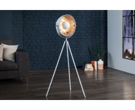 Originální moderní stojací lampa Studio 140cm bílá / stříbrná