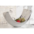 Moderní designová stříbrná mísa Abstract s asymetrickou siluetou z kovu 25 cm