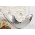 Moderní designová stříbrná mísa Abstract s asymetrickou siluetou z kovu 25 cm