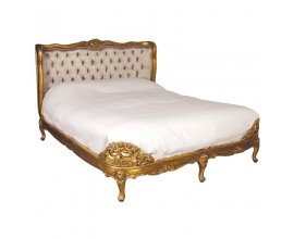 Luxusní zámecká postel Roi Gilt s rámem z mahagonového dřeva se zlatou povrchovou úpravou a béžovým hedvábným potahem na čele postele