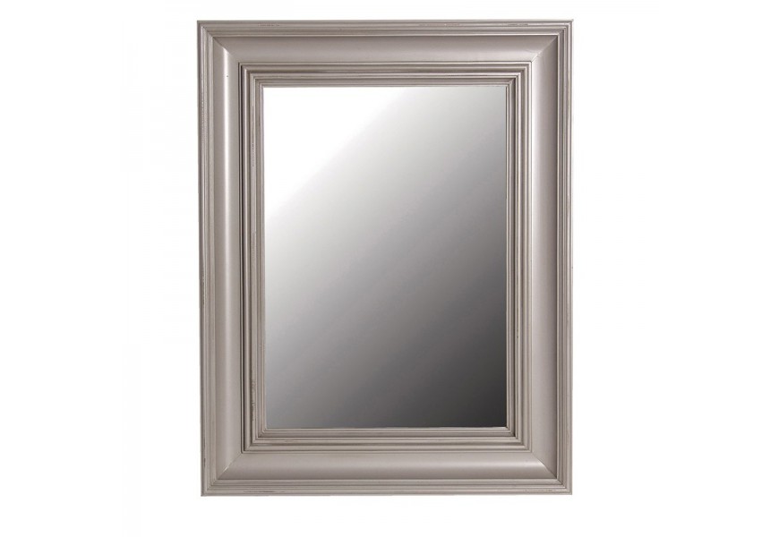 Elegantní provence nástěnné zrcadlo Salem s šedým obdélníkovým rámem z masivu s rustikálním vyřezáváním