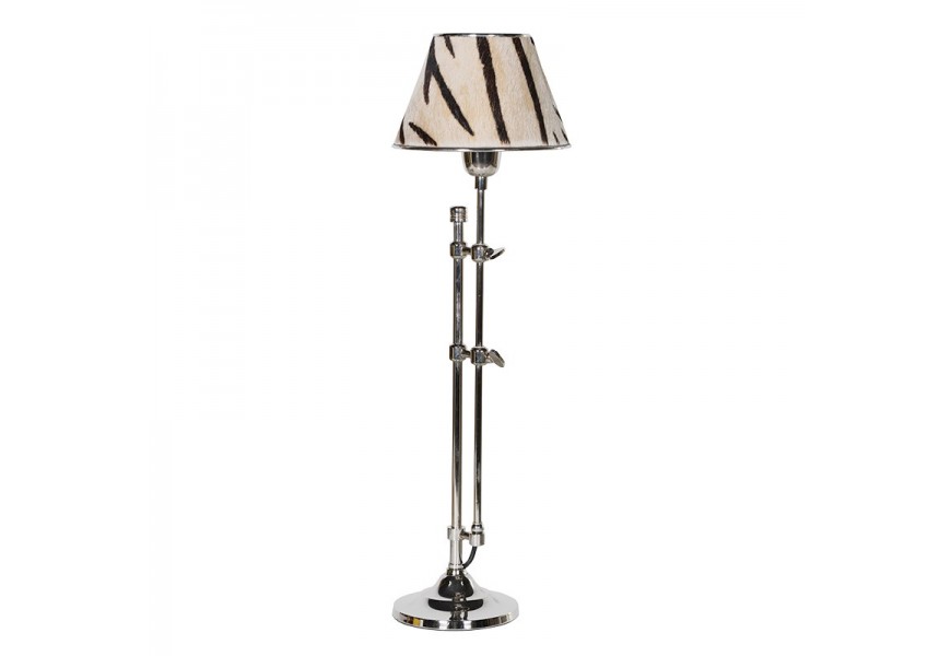 Art deco moderní stolní lampa Marty se stříbrnou vysoce lesklou konstrukcí s nastavitelnou výškou a koženým stínítkem se vzorem zebry v hnědo černé barvě