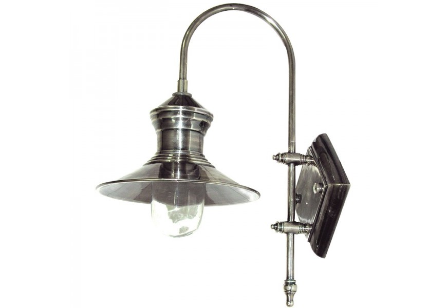 Starožitná exteriérová nástěnná lampa Petersburg s cínovým stínítkem zvonkového tvaru se záměrně zestárlým efektem stříbrná