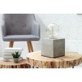 Designov&aacute; industri&aacute;ln&iacute; stoln&iacute; lampa Cement se čtvercovou betonovou z&aacute;kladnou v &scaron;ed&eacute; barvě 12 cm