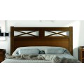 Luxusní manželská postel Verona z masivního dřeva v moderním stylu 159cm