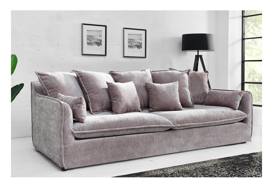 Designová moderní sedačka Heaven se sametovým potahem a polštáři v hnědém odstínu taupe 200 cm