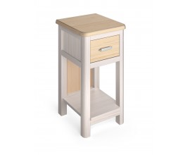 Modern&iacute; dizajnov&yacute; nočn&iacute; stolek do ložnice z masivu s otevřenou polic&iacute; a &scaron;upl&iacute;kem Cerdena 68 cm