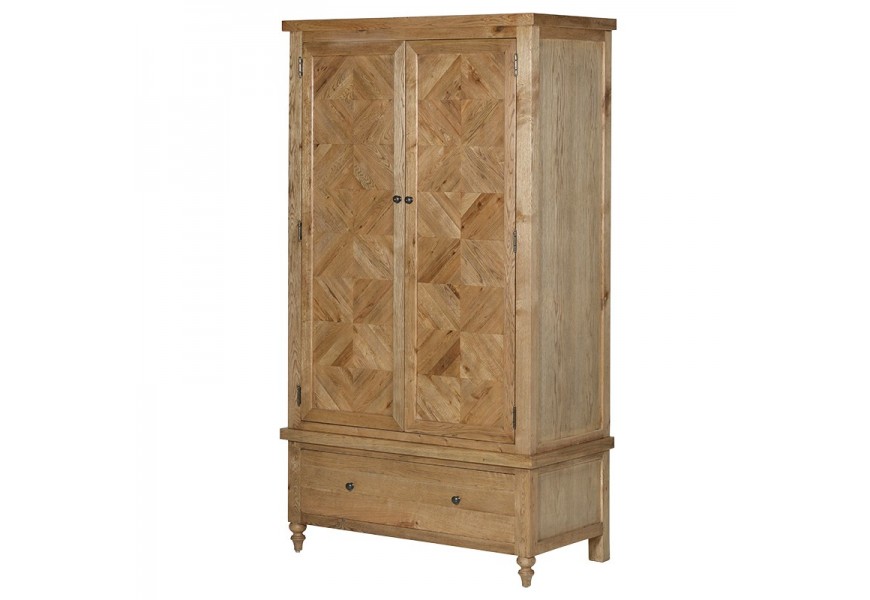 Jedinečn&aacute; rustik&aacute;ln&iacute; &scaron;atn&iacute; skř&iacute;ň Madalyn