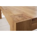 Masivní jídelní stůl Linton v přírodním odstínu dubového dřeva 160cm