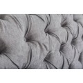 Chesterfield luxusní šedá sedačka Contessa na dekorativních nožičkách 230cm