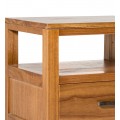 Koloniální masivní noční stolek Madhu ze dřeva Mindi se zásuvkou a kovovou konstrukcí 50cm