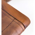 Luxusní skládací židle Tarlton z kůže a dřeva Poly piel