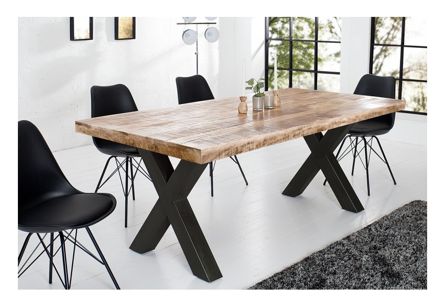Industriální masivní jídelní stůl Steele Craft s černými překříženýma nohama 160cm