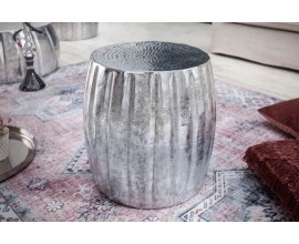 Orientální kruhový konferenční stolek Adassil stříbrné barvy 42cm