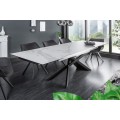 Moderní rozkládací bílo-šedý mramorový jídelní stůl Marmol s asymetrickými kovovými nohami 260cm