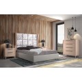 Moderní luxusní postel Sajonia z masivního dřeva s čalouněným čelem a rámem na matraci 135/150 / 180cm