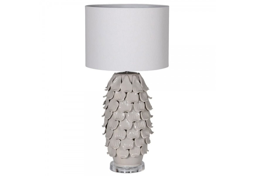 Art-deco luxusní keramická šedá stolní lampa Ayote s členitou dekorativní podstavou a kulatým stínítkem ze lnu 70cm