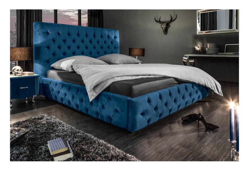 Chesterfield manželská postel Kreon v modrém sametovém potahu na matraci 180x200cm