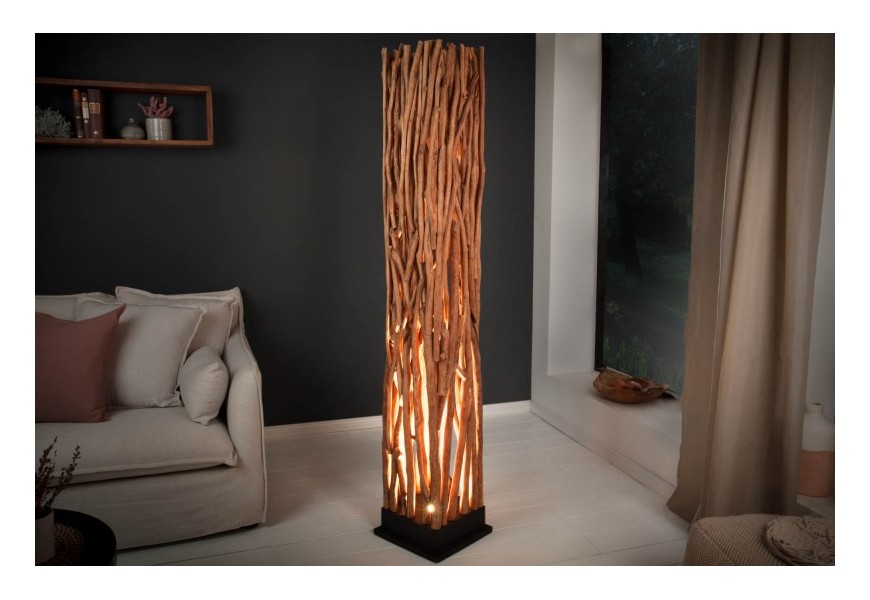 Venkovská stylová stojací lampa Euphoria z masivního dřeva 178cm