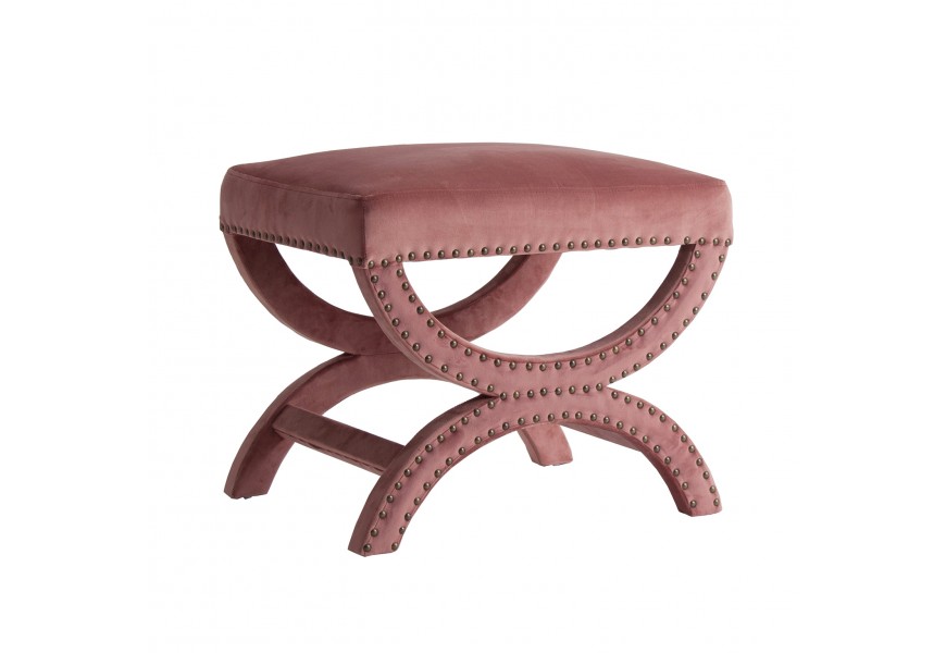 Art-deco luxusní taburet Ossera v růžovém sametovém provedení s kovovými prvky 60cm