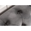 Luxusní třímístná chesterfield pohovka Holger se sametovým potahem šedé barvy 205cm