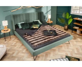 Art-deco jedinečná čalouněná manželská postel Tesinna zelené barvy 180cm