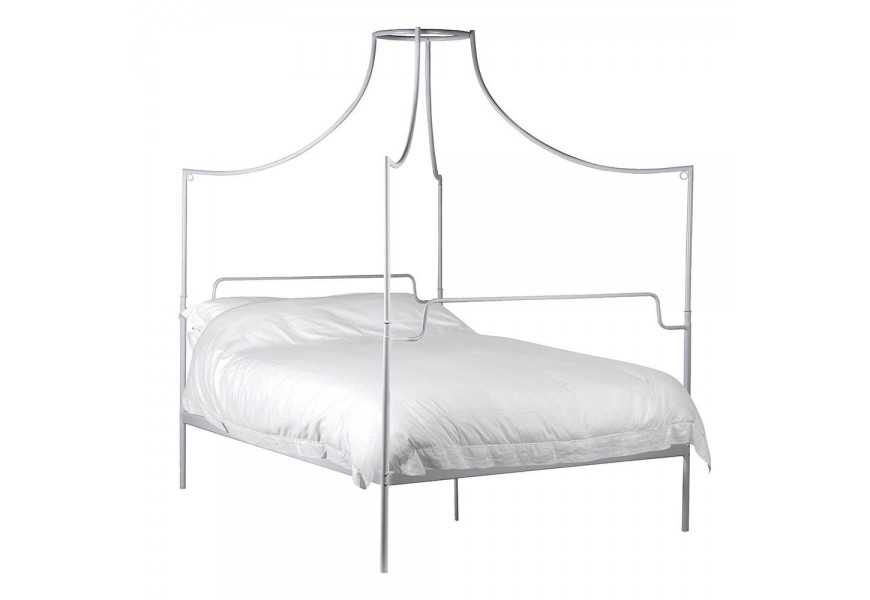 Designová provensálská manželská postel Regina s nebesy a bílým kovovým rámem