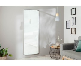 Moderní designové obdélníkové nástěnné zrcadlo Cambell ve stříbrném rámu 170cm