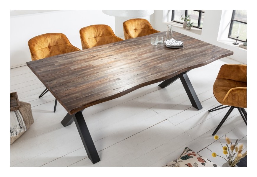 Industriální masivní jídelní stůl Anda z akáciového dřeva s kovovými nohami 200cm