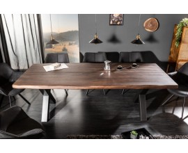 Industriální jídelní stůl Spin z masivního akáciového dřeva s kovovými nohami 220cm
