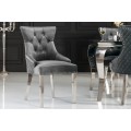 Z&aacute;meck&aacute; chesterfield židle Eleanor v &scaron;ed&eacute; barvě ze sametu 97cm s klepadlem