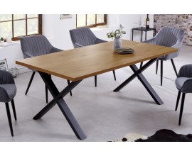 Industriální jídelní stůl Westford ze dřeva s kovovými nohami 180cm