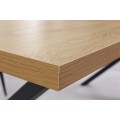 Industriální jídelní stůl Westford ze dřeva s kovovými nohami 160cm