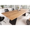 Industriální jídelní stůl Harrington z masivního dubového dřeva 240cm