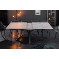 Industriální jídelní stůl Cosmos Marmol lze zvětšit díky prodlužovací vrchní desce