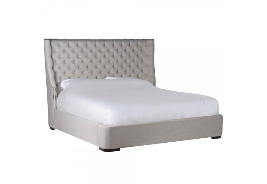 Moderní manželská postel Exhibit v bílé barvě super king size 227cm