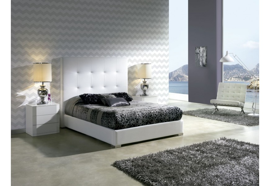 Elegantní čalouněná postel s úložným prostorem