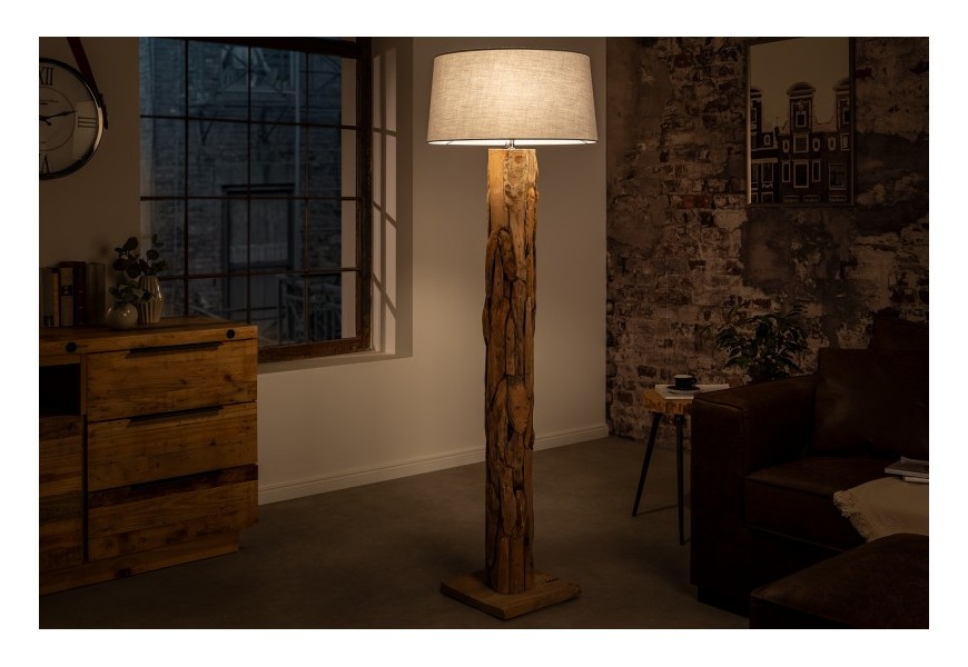 Dřevěná Etno stojící lampa Adelise z teakového dřeva s šedým lněným stínítkem 134cm